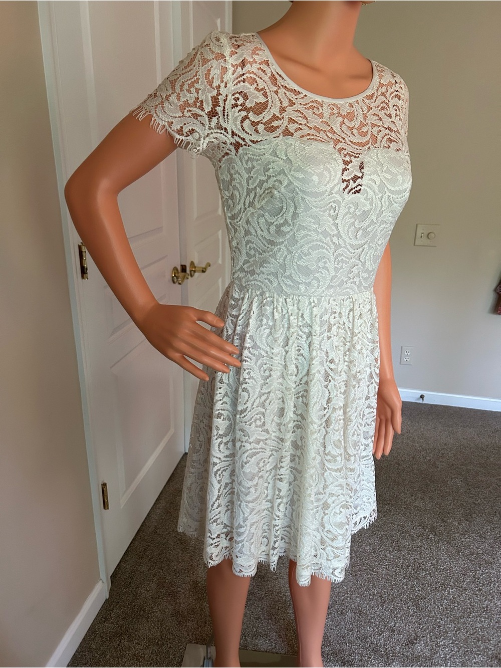 Nicole Miller Ivory Lace Midi Dress